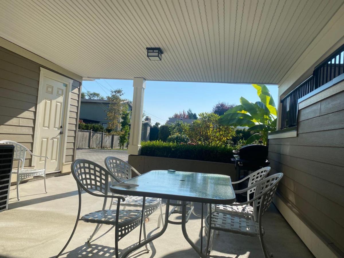 New Two-Bedroom Legal Suite With Parking White Rock Exterior foto