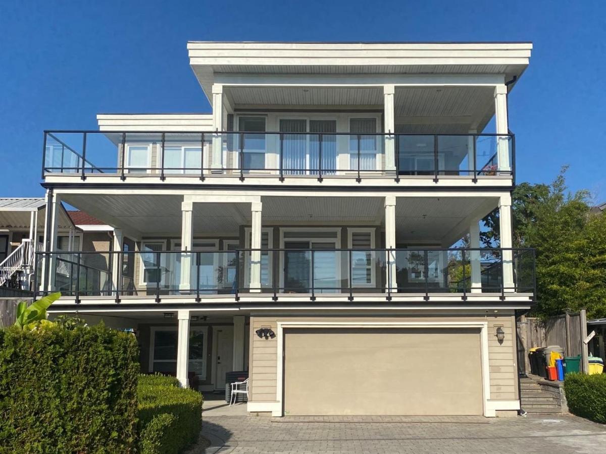 New Two-Bedroom Legal Suite With Parking White Rock Exterior foto
